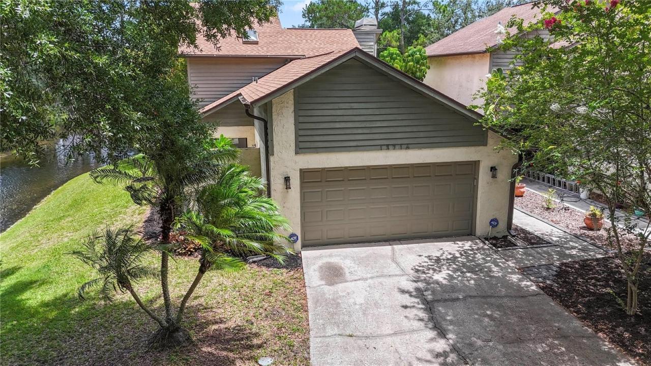  13716 LAZY OAK DRIVE, TAMPA, FL 33613: Homes for Sale - Hommati  31c182ff7be12565594ad2d50f15be0a